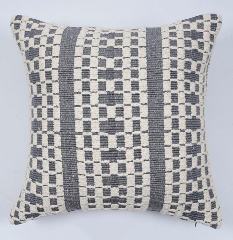 Cushion Woven 9